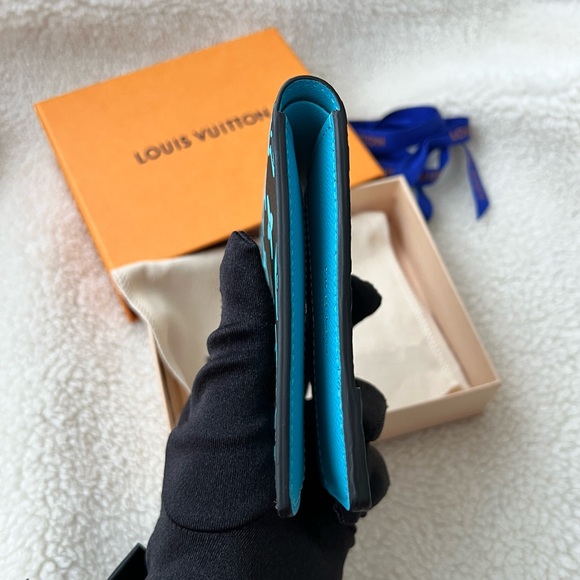 Auth BN Louis Vuitton Blue Monogram Playground Slender Wallet - BNIB - Picture 8 of 10